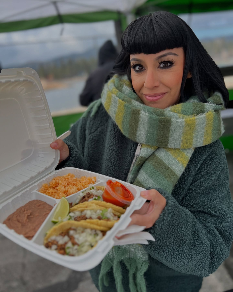 Pretty Girl shows food